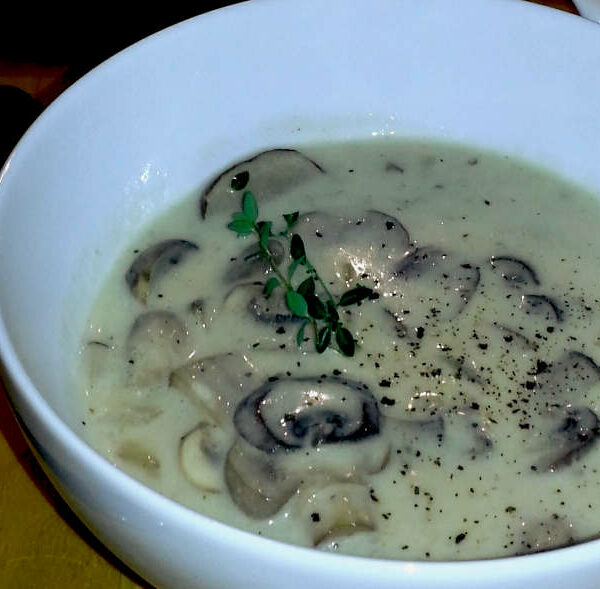 Quick and Easy Mushroom Soup.